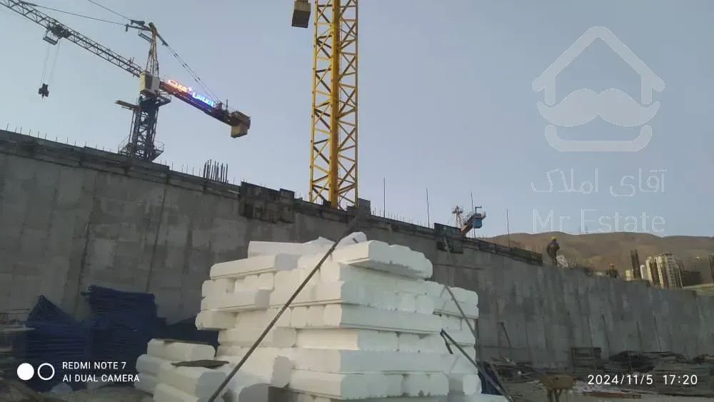 فروش واحد ۹۲ متری چیتگر تاپ‌لوکیشن لوکس