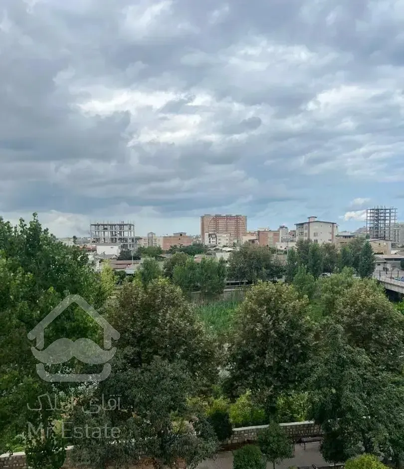 ۱۱۵ متری دلباز ، تراس رو ب رودخانه ، نورگیر ، ویژه