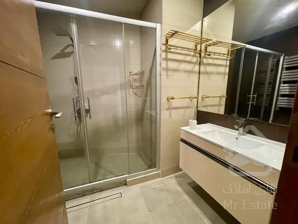 فروش اپارتمان 240 متری زعفرانیه