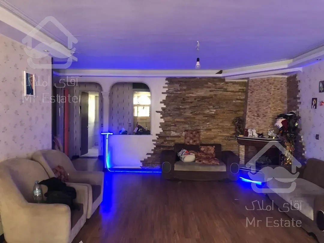 ۱۳۶متری حیاط دار بلوار فردوس