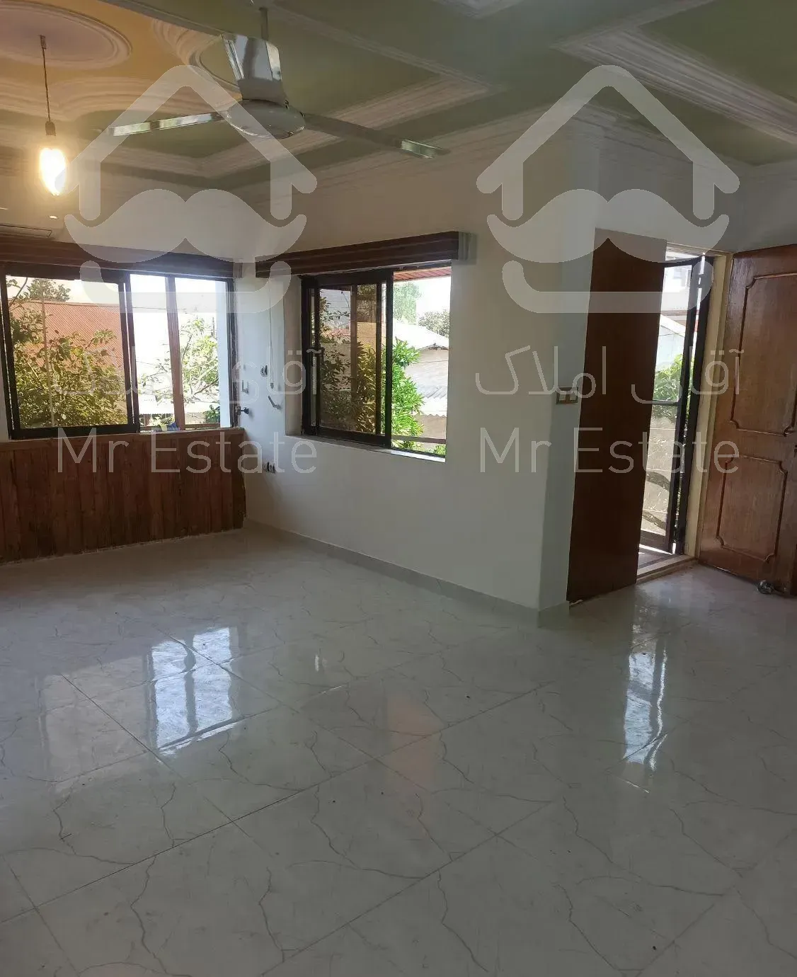 120متر ویلایی حیاط دار