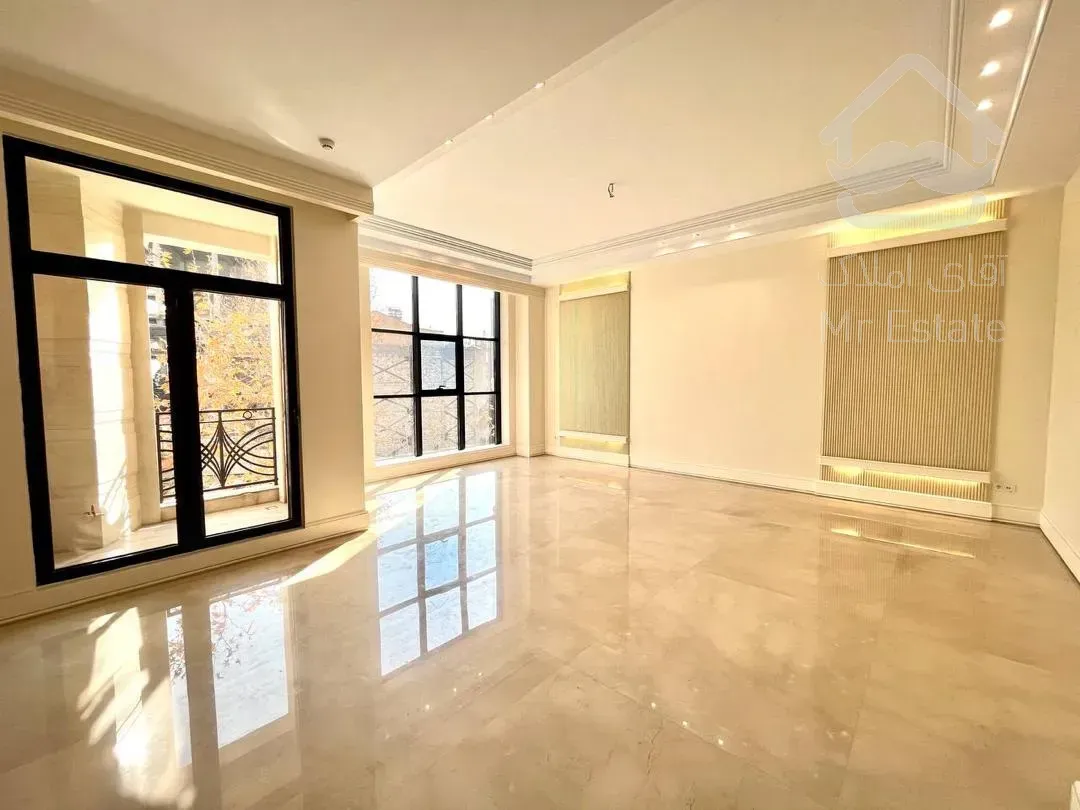 فروش اپارتمان 215 متری زعفرانیه