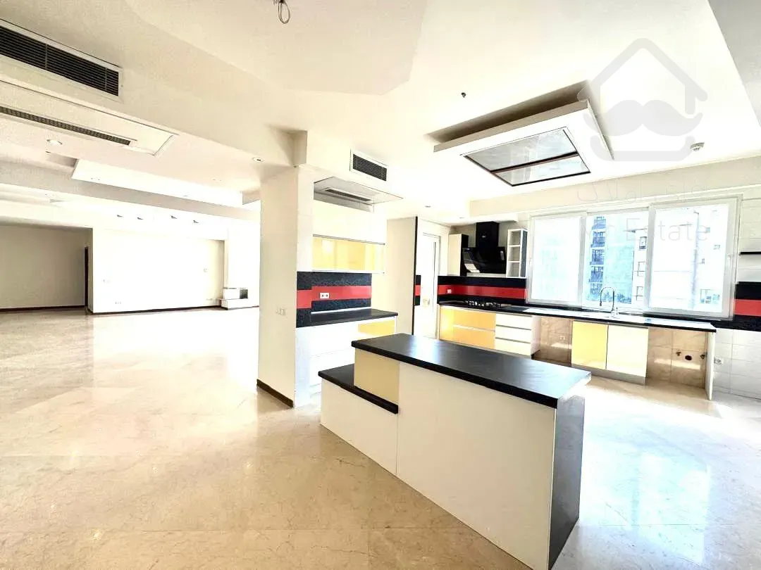 فروش آپارتمان  210زعفراینه