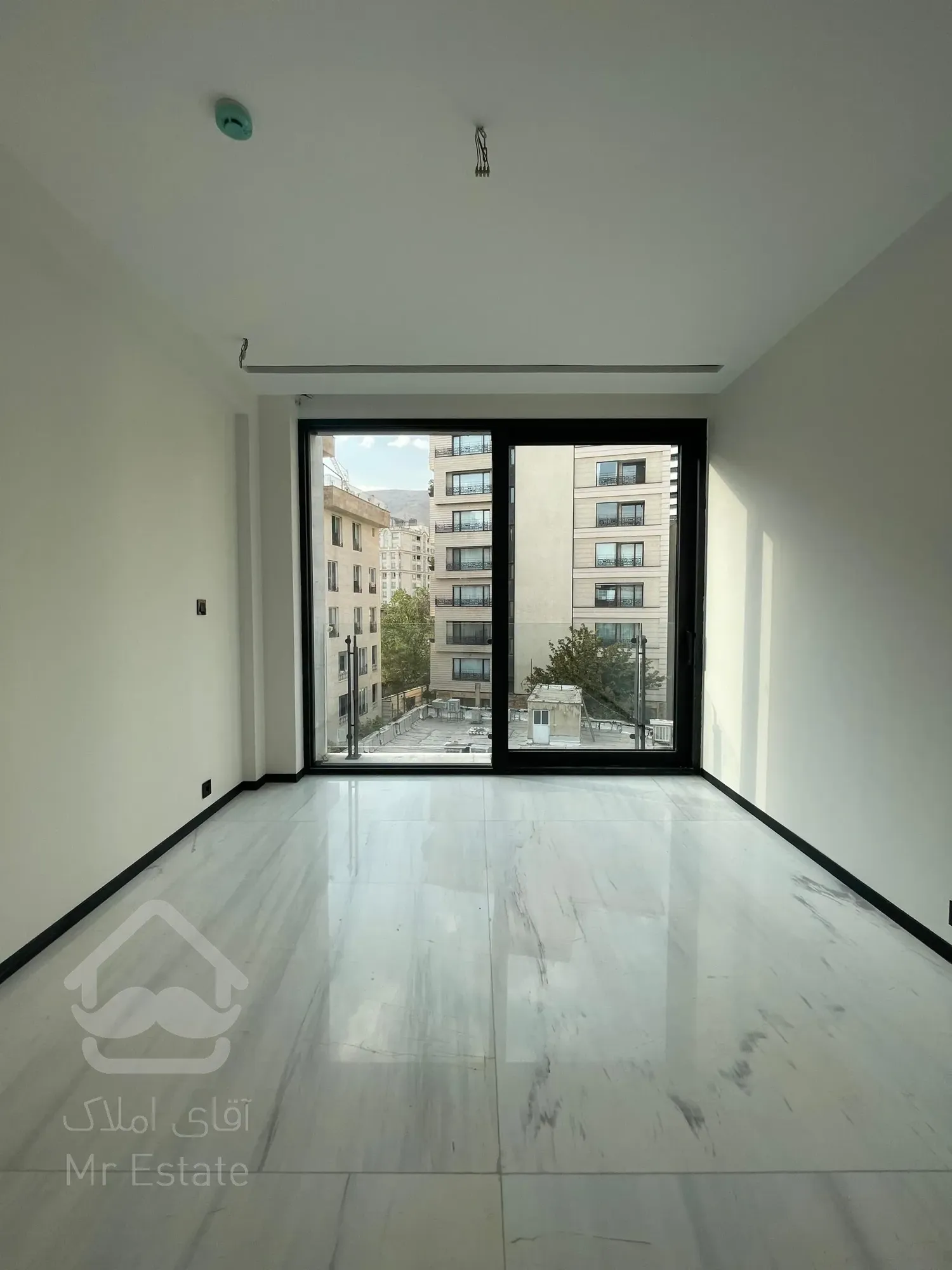 فروش اپارتمان 145 متری زعفرانیه