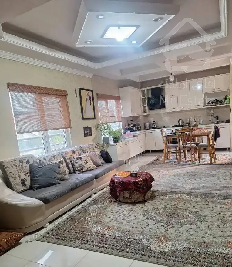 فروش واحد ۹۰ متری خ آرا