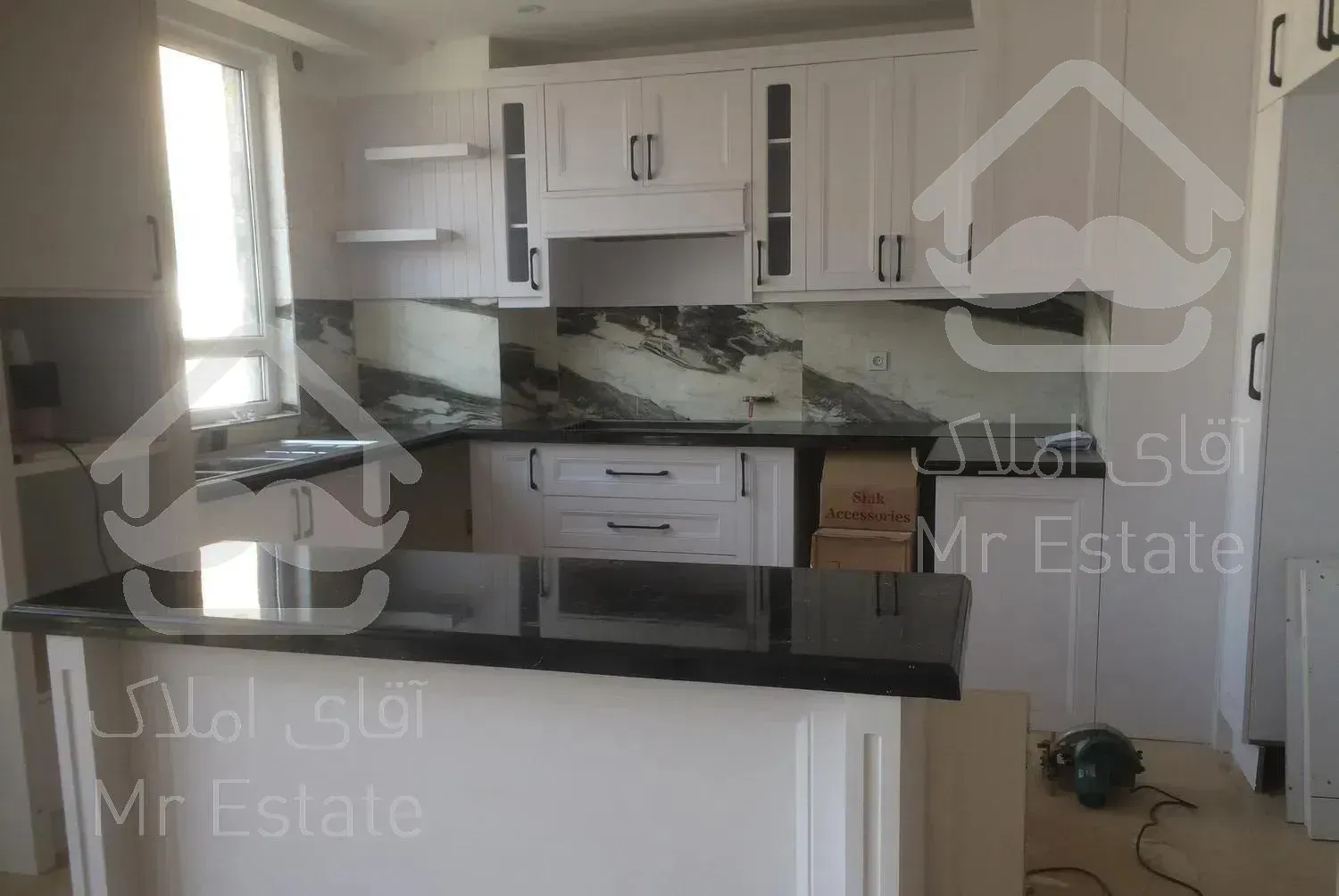 اپارتمان/١٤٣ متری/کلید نخورده