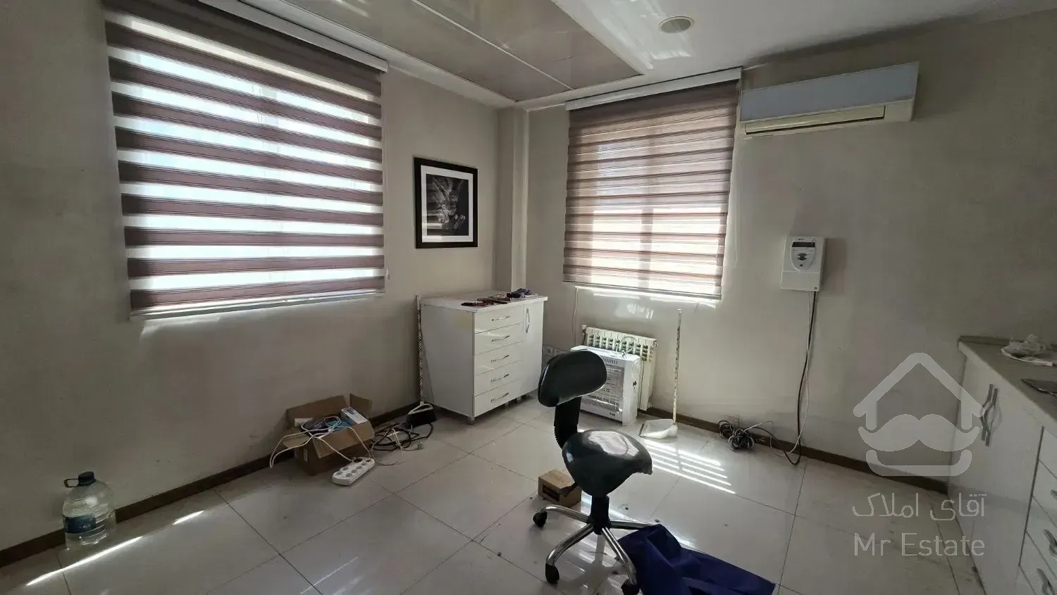 85متر سعادت آباد*ساختمان پزشکان(جای پارک مناسب)