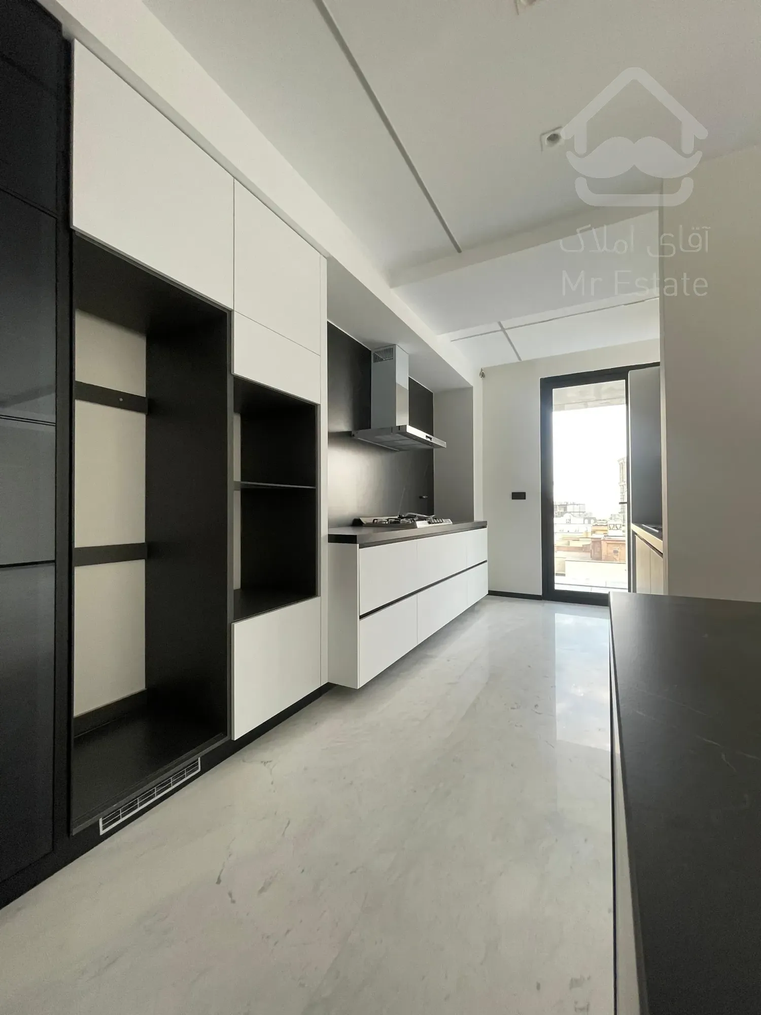 فرش اپارتمان 145 متری زعفرانیه