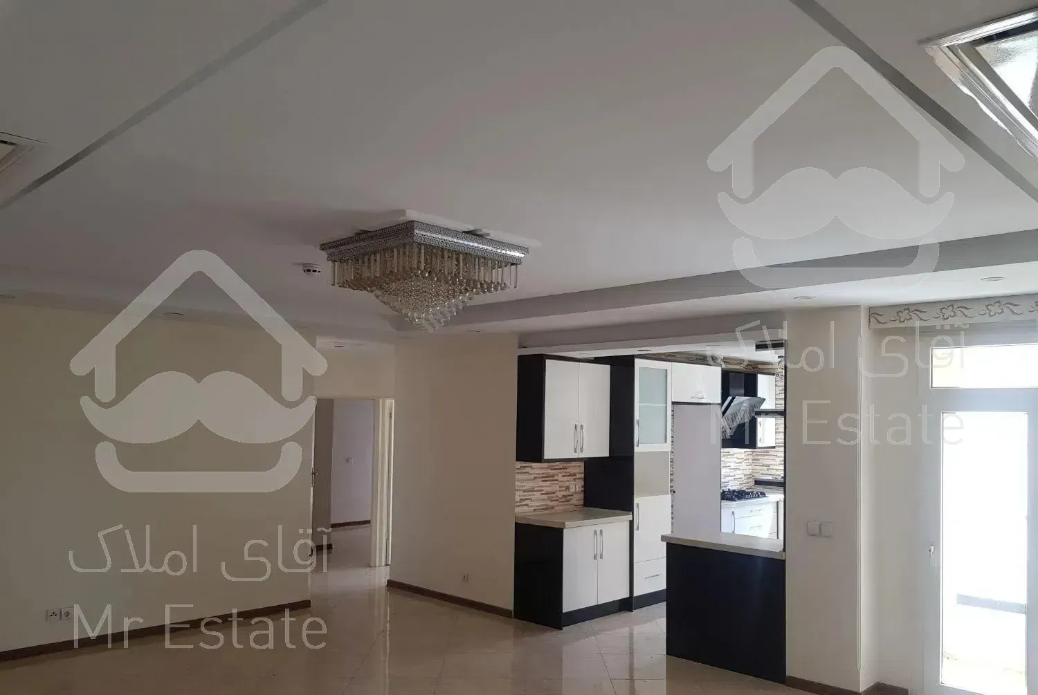 اپارتمان ۱۱۲ متری با ۸۰ متر بالکن در طبقه ۱۳ برج