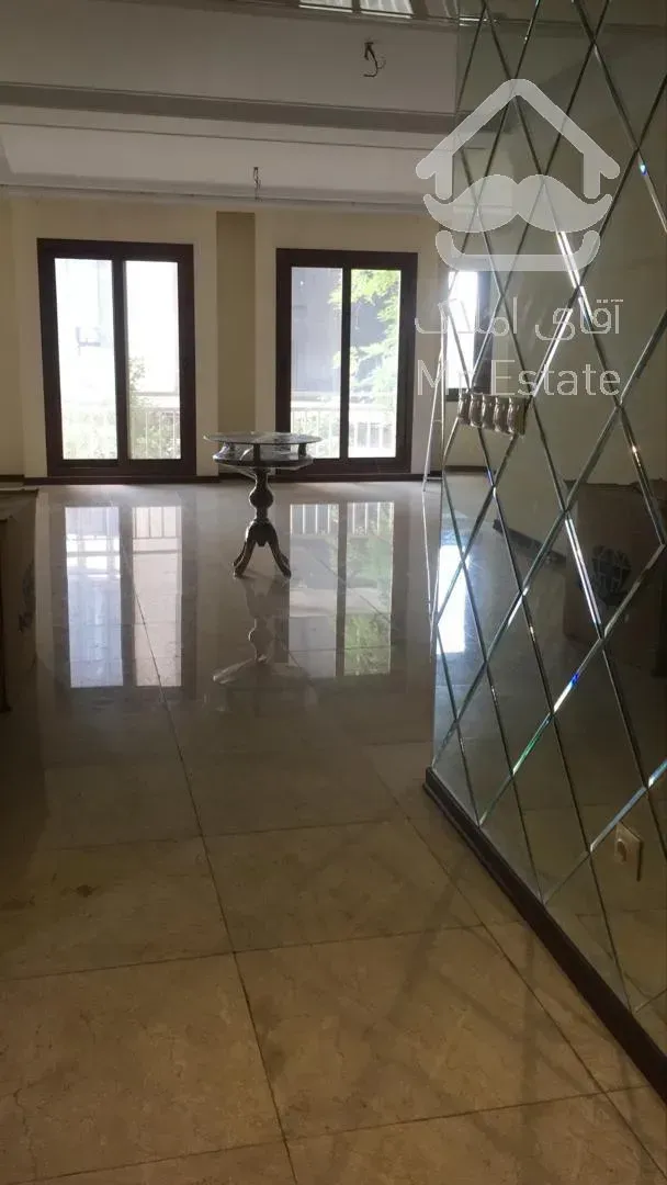 آپارتمان ۱۳۰ متری در دزاشیب