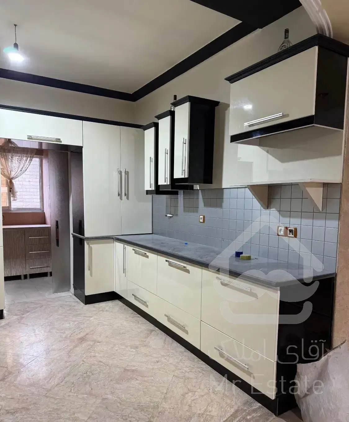 واحد۲۰۰متری ساحلی۳خواب تک واحدی محمودآباد