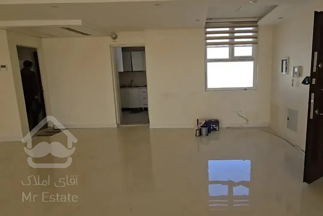 148مترشهرک غرب دریا*س پزشکی و اداری*تابلوخور*۵ساله