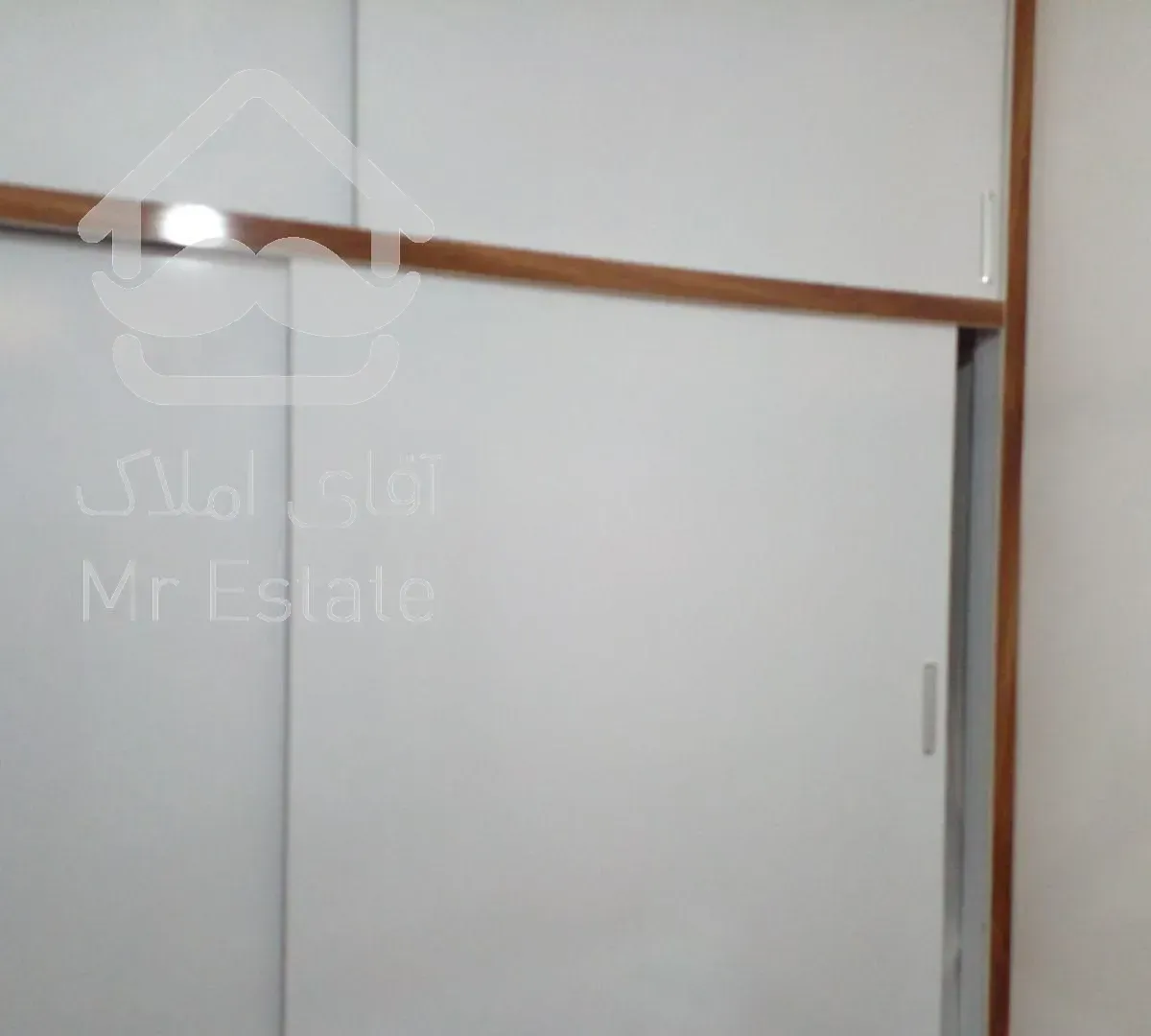 خانه ۱۱۵ متری در آخرطالقانی طبقه همکف