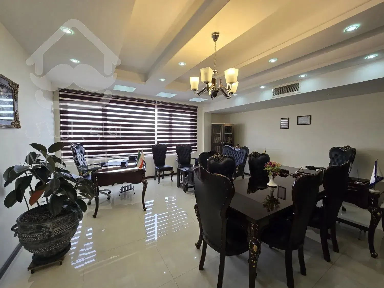 102مترسعادت آباد*نوساز*موقعیت اداری*جای پارک مناسب