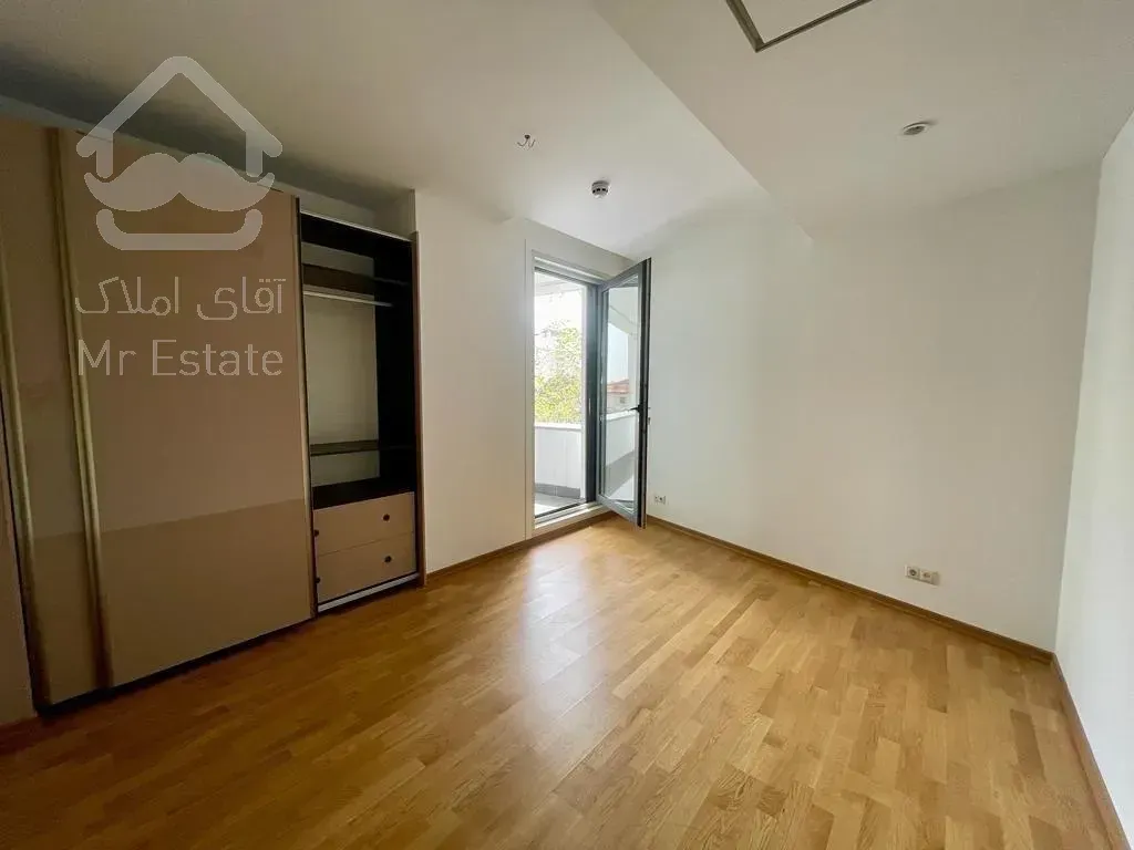 فروش اپارتمان 240 متری زعفرانیه