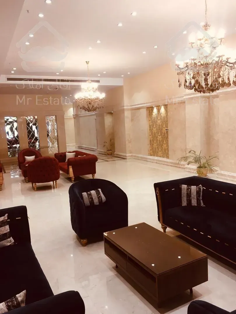 89 متر بر خیابان پاسداران تابلو خور