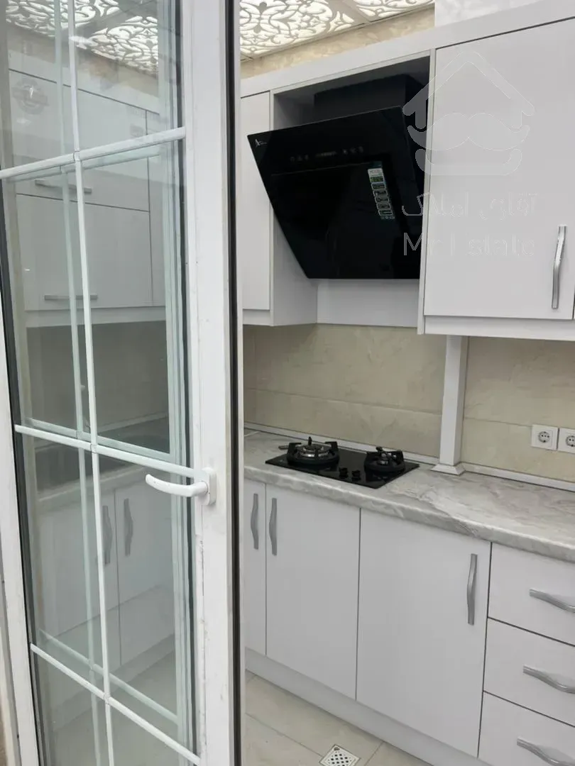 فروش ویلای ۲۴۰ متری خیابان معلم