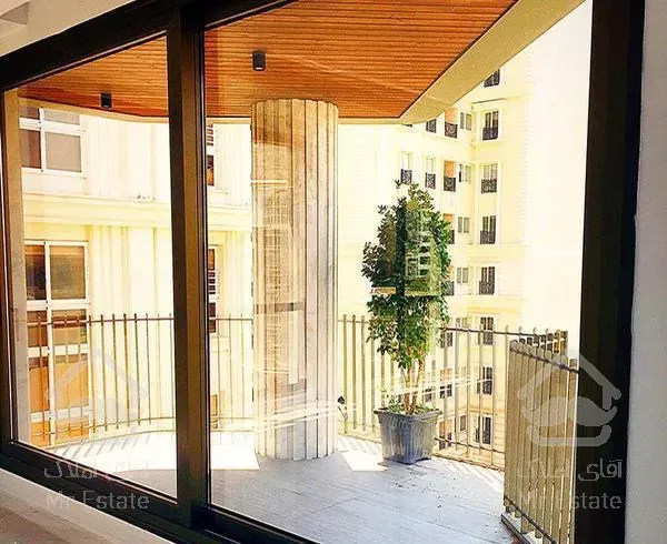 ۲۲۰ متر آپارتمان فول امکانات**فرشته