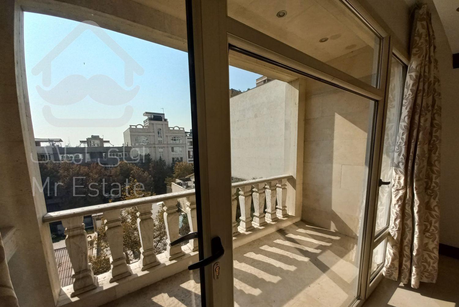 185متر/نیاوران/تمام فضاها نور مستقیم