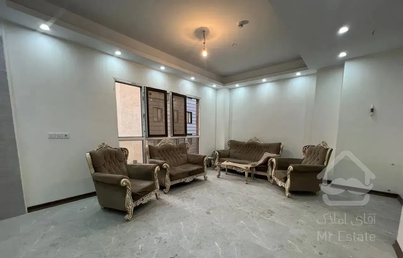 ۶۲ متر نوساز / دو نبش / ۲ دقیقه تا مترو / خوش نقشه