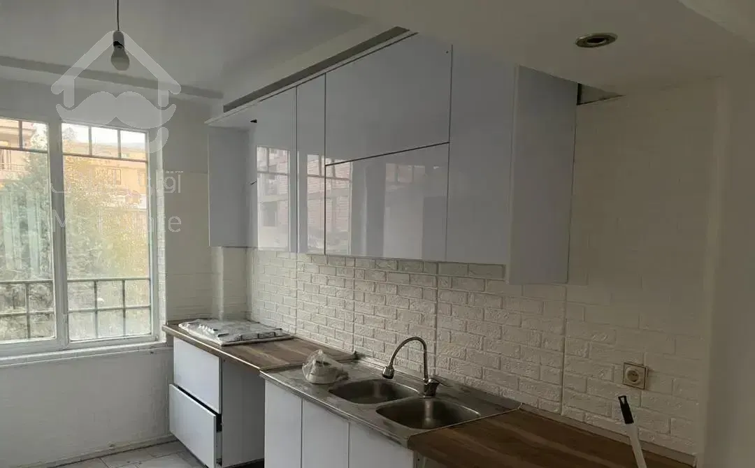 مهرشهر / زنبق ۳ شرقی / ۸۳متری بازسازی شده