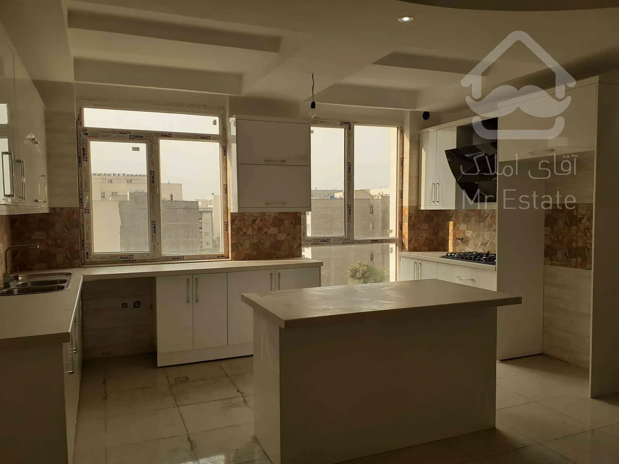 ۷۱متر کلید نخورده فردوس شرق