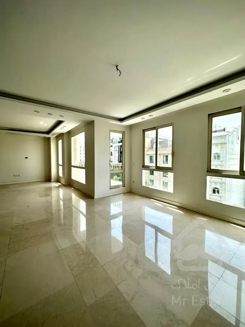 فروش اپارتمان 250 متری زعفرانیه