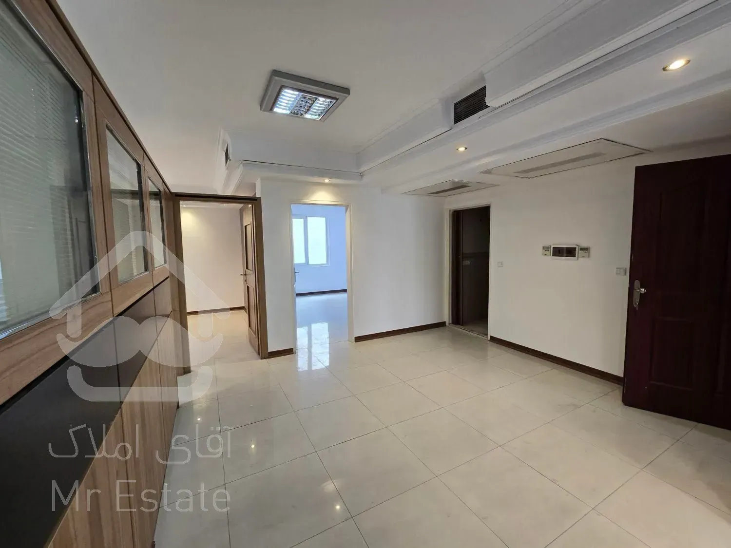 120متر شهرک غرب*خیابان ایران زمین *موقعیت اداری