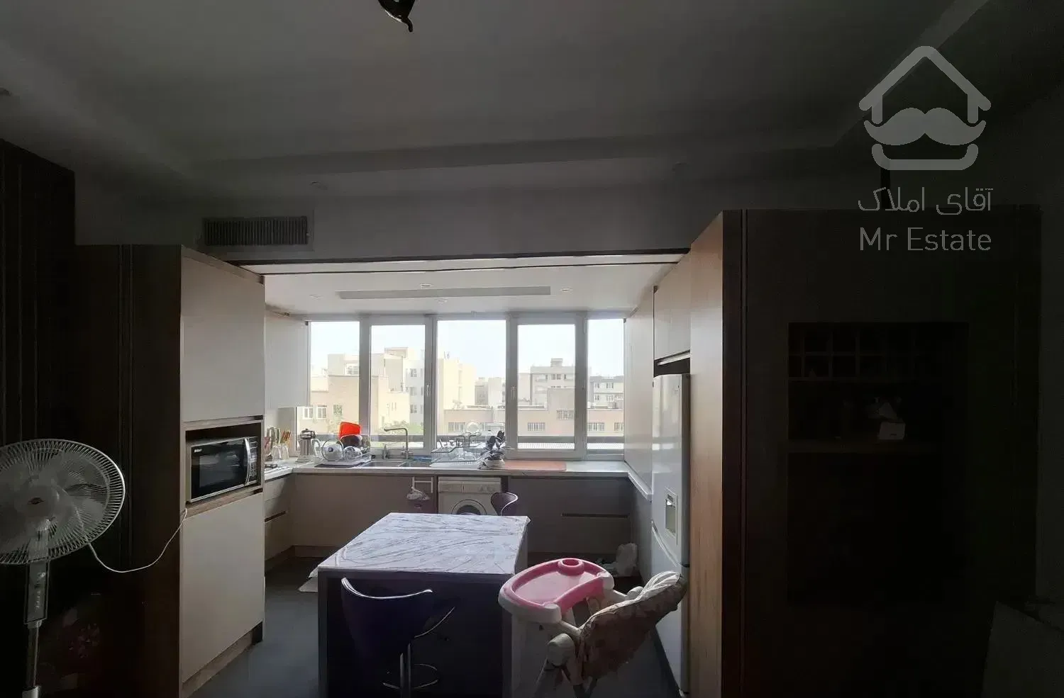 ۷۶متر میدان سما