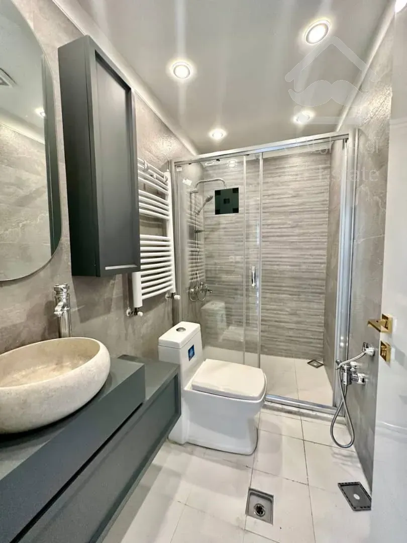 فروش اپارتمان  242 متری زعفرانیه