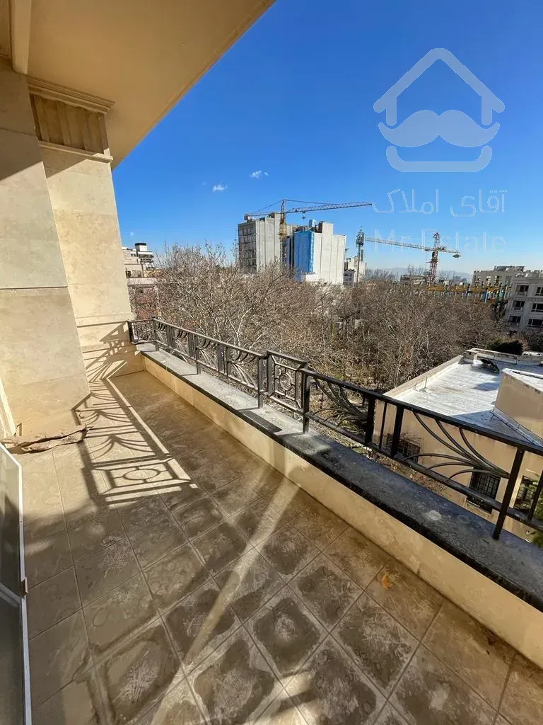 فروش اپارتمان 310 متری زعفرانیه