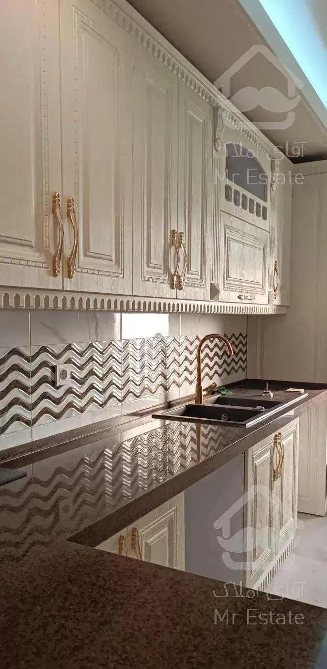 ۱۱۸متری متریال برند (دو باکس پارکینگ)