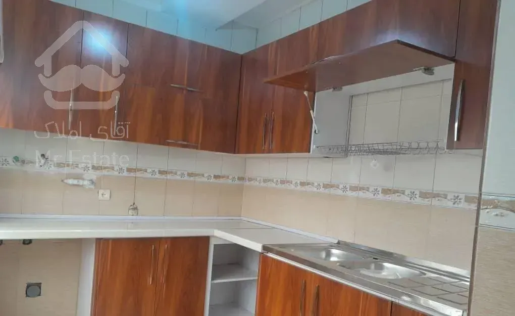 فروش آپارتمان ۱۰۰ متری درگلسرخی مرکز شهر چالوس