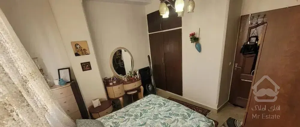 ۱۳۰متر ۳ خواب / شهران طوقانی / تراورتن / غرق نور