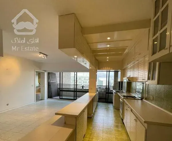 ۹۵متر الهیه طبقات بالا