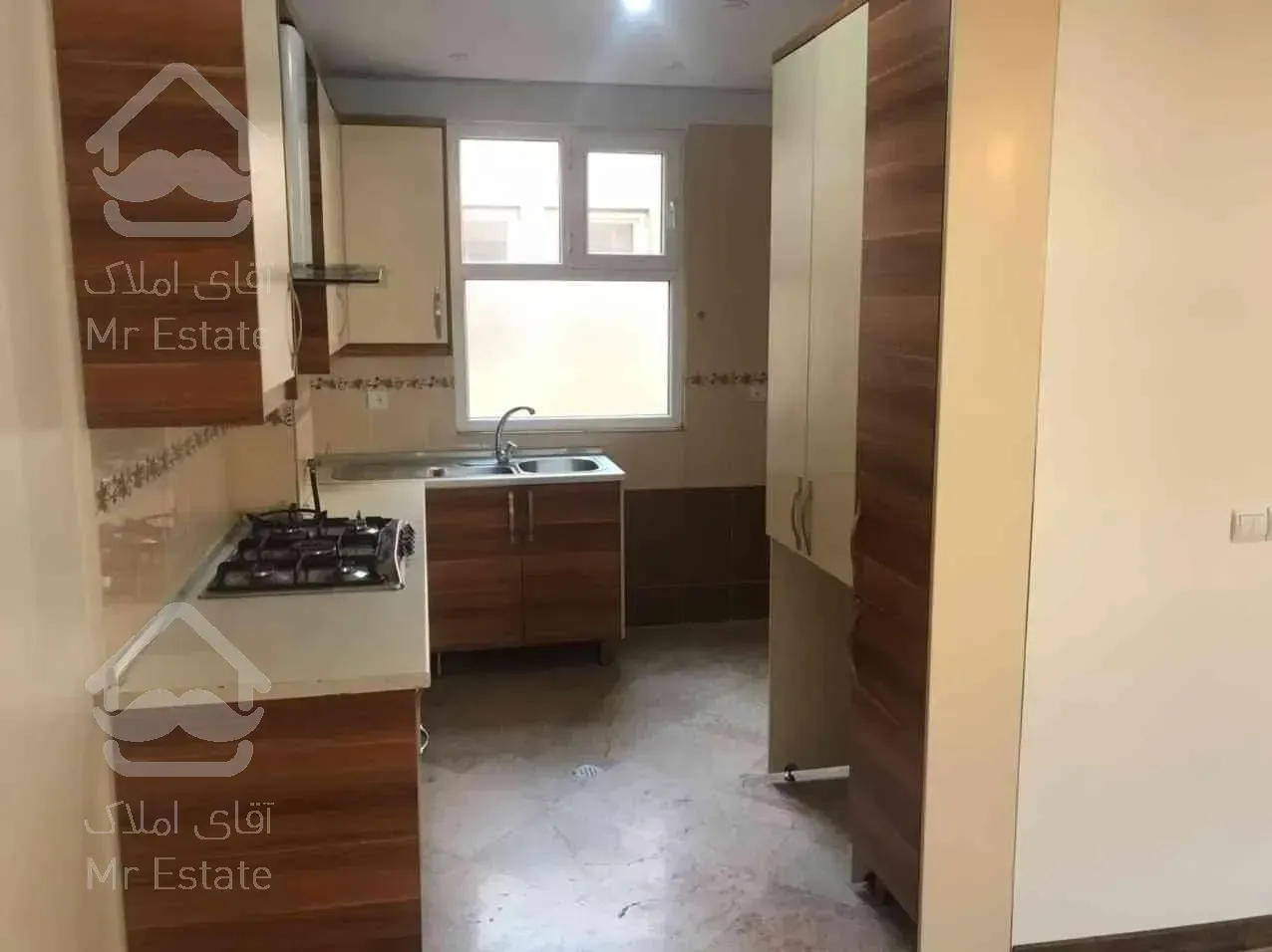 آپارتمان ۵۴ متری ، پونک ( کمالی )،۴ ساله