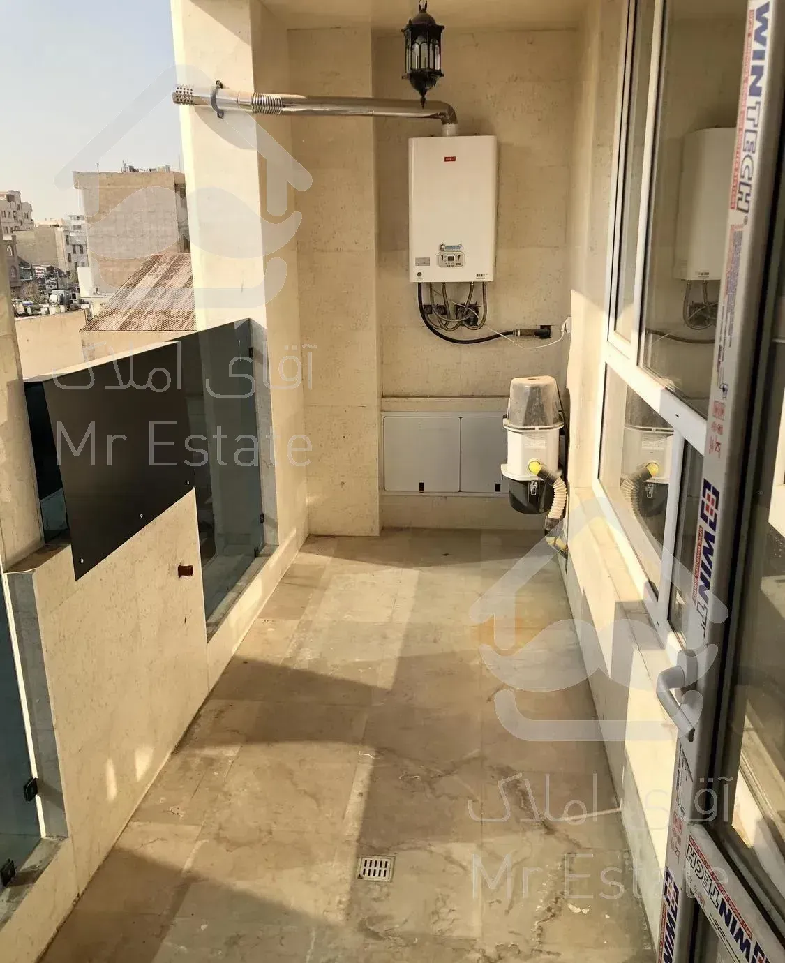 ۱۱۸ متری دوپارکینگ