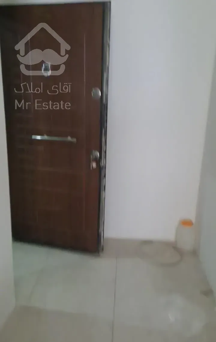 100 متر عبدل آباد