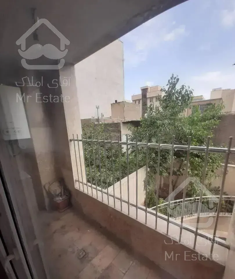 ((آپارتمان۸۴متری شرقیها))