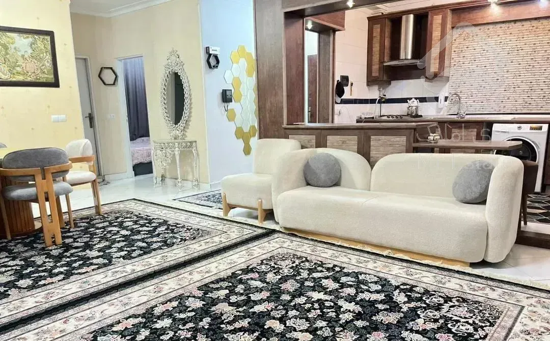 رهن کامل واحد ۹۵متری اکازیون تمیز چشمه کیله جمهوری