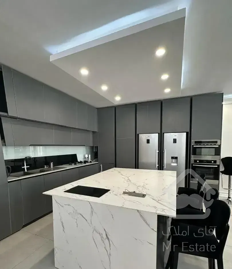 آپارتمان نوساز.بدون مشابه ویوو آزاد.سعادت آباد