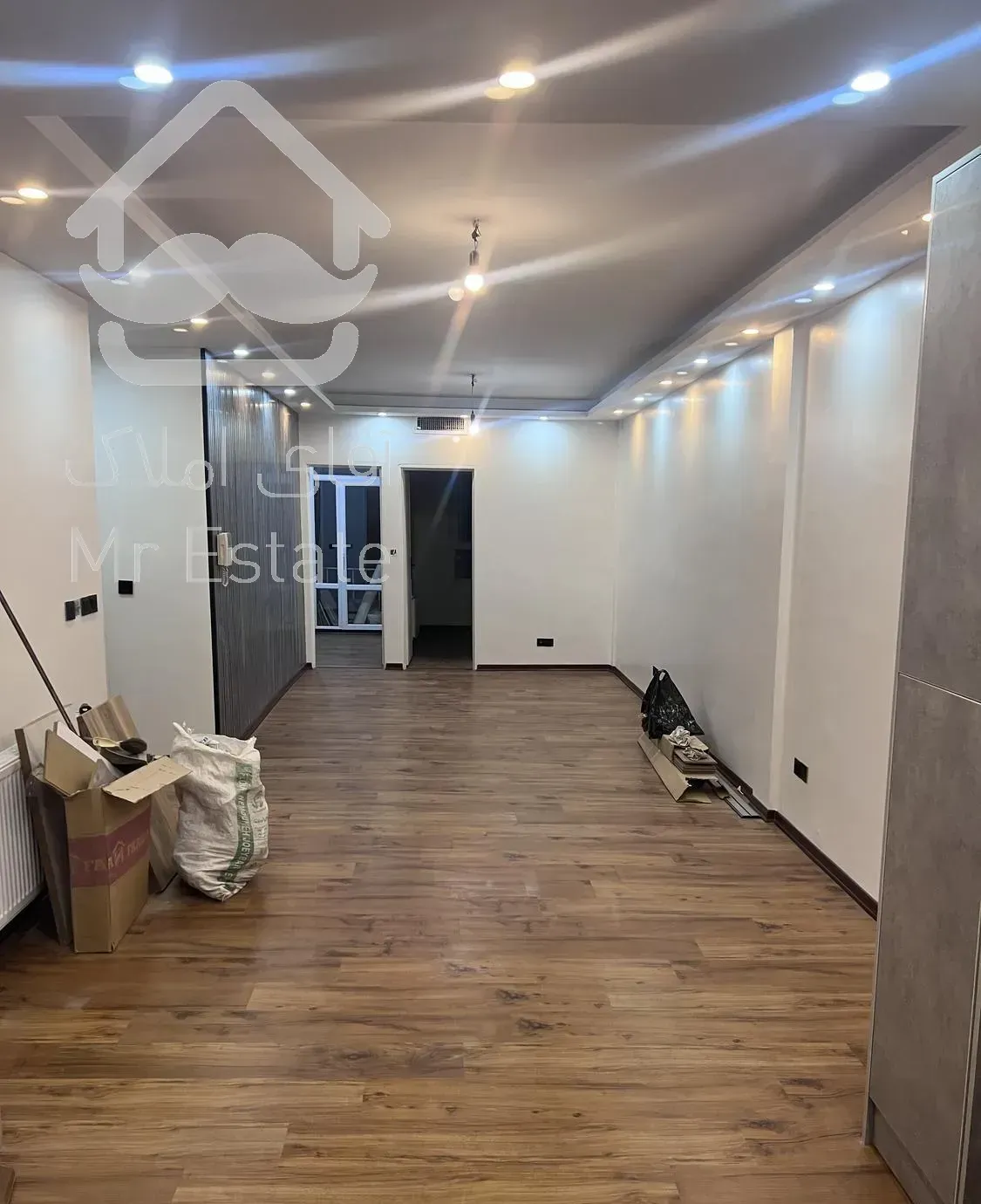 ۶۷ متر فول بازسازی شده ۲ خواب با پارکینگ سندی