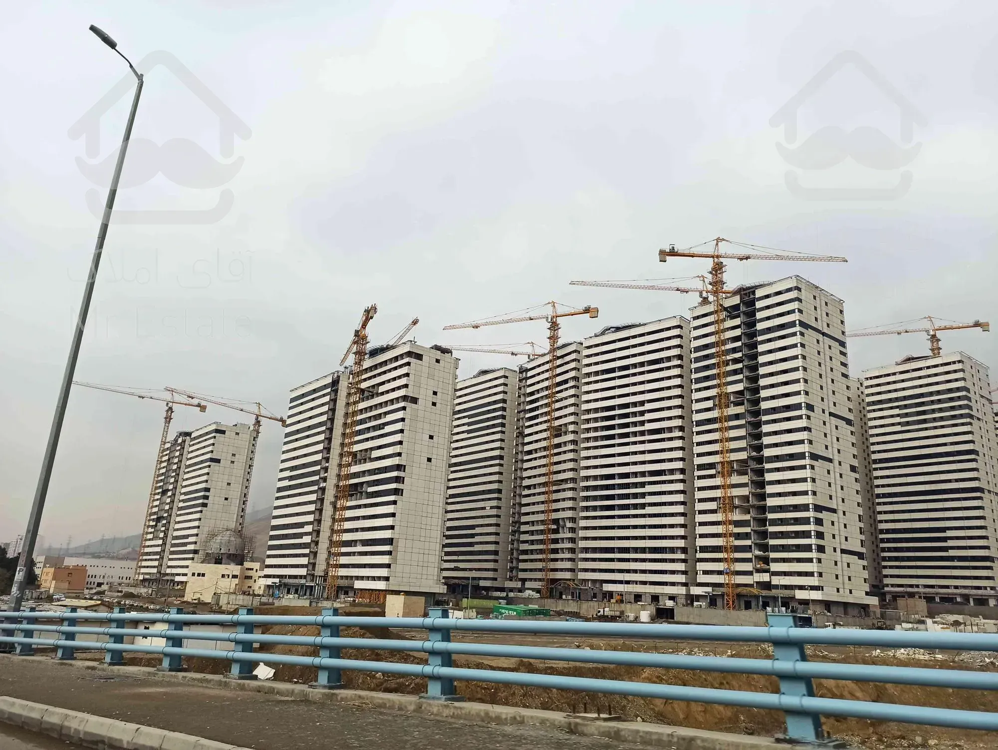 پیش فروش واحد مسکونی دربرج خرازی