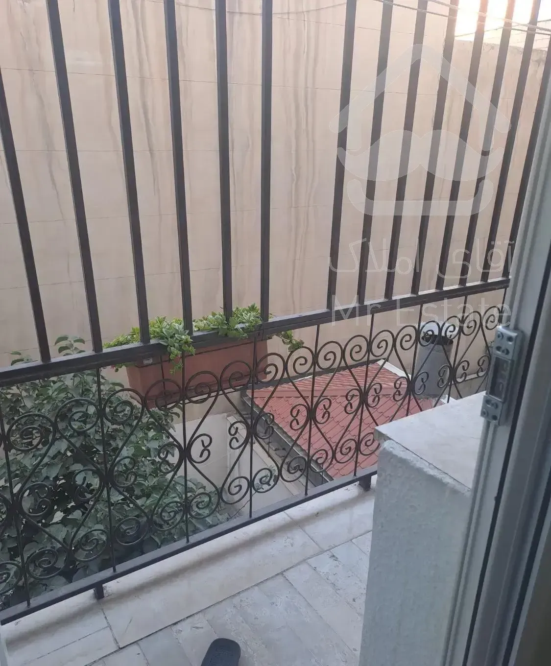 ۱۱۰متر ۲خواب لوکیشن عالی