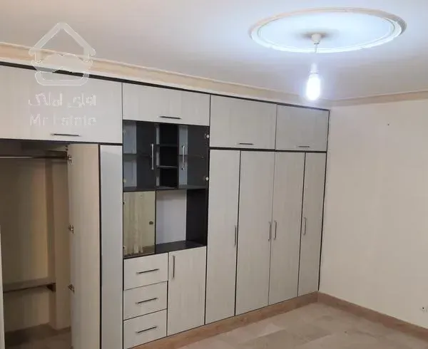 سه خوابه ۲۲۰متر تک واحدی بلوار پرستار