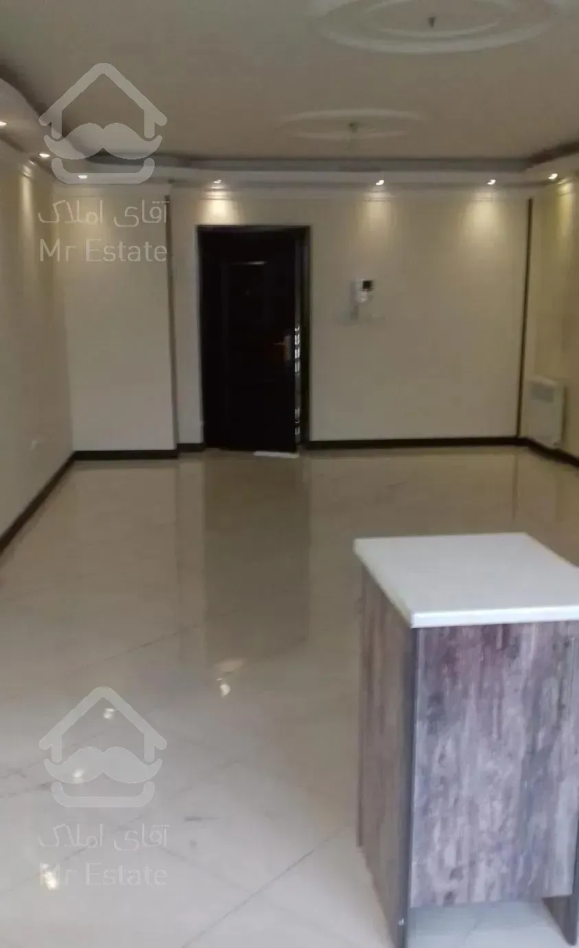 70 متری ایرانشهر فول کلید نخورده