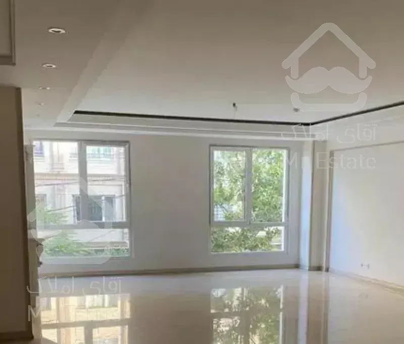 ونک/ ۱۷۰متر/ نوساز/ ۳پارکینگ سندی