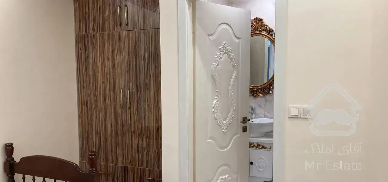 ۹۳متر نوساز فول سنایی ۲ خوابه حیاط خلوت