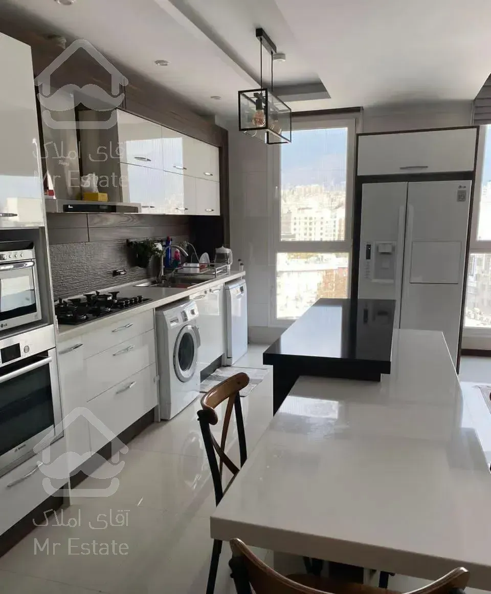 کاخ سازان 112 متر قلهک پنت هاوس مبله مشابه قصر