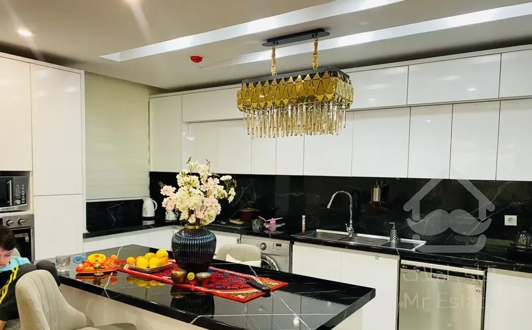 آپارتمان۱۱۸متر /۲ خواب/دریاچه چیتگر منطقه۲۲